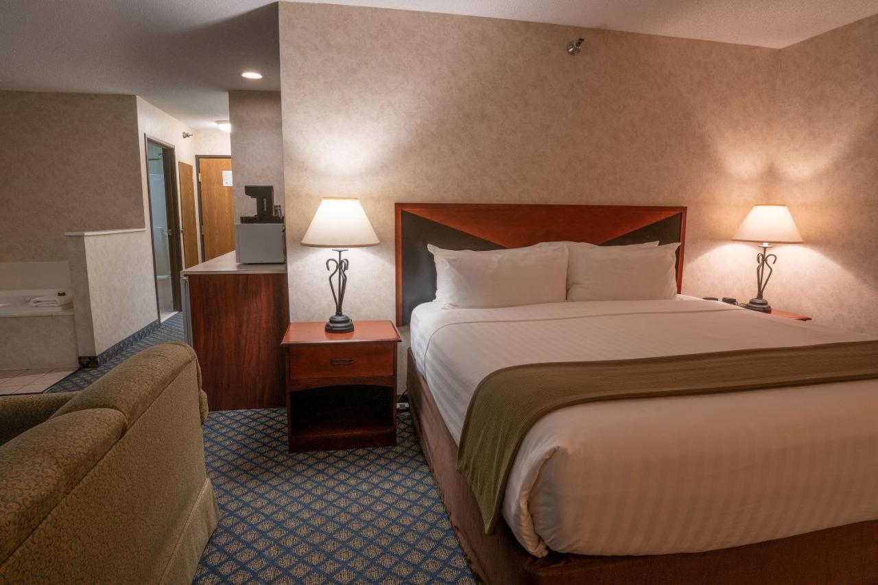 Miles City Hotel & Suites Exterior photo