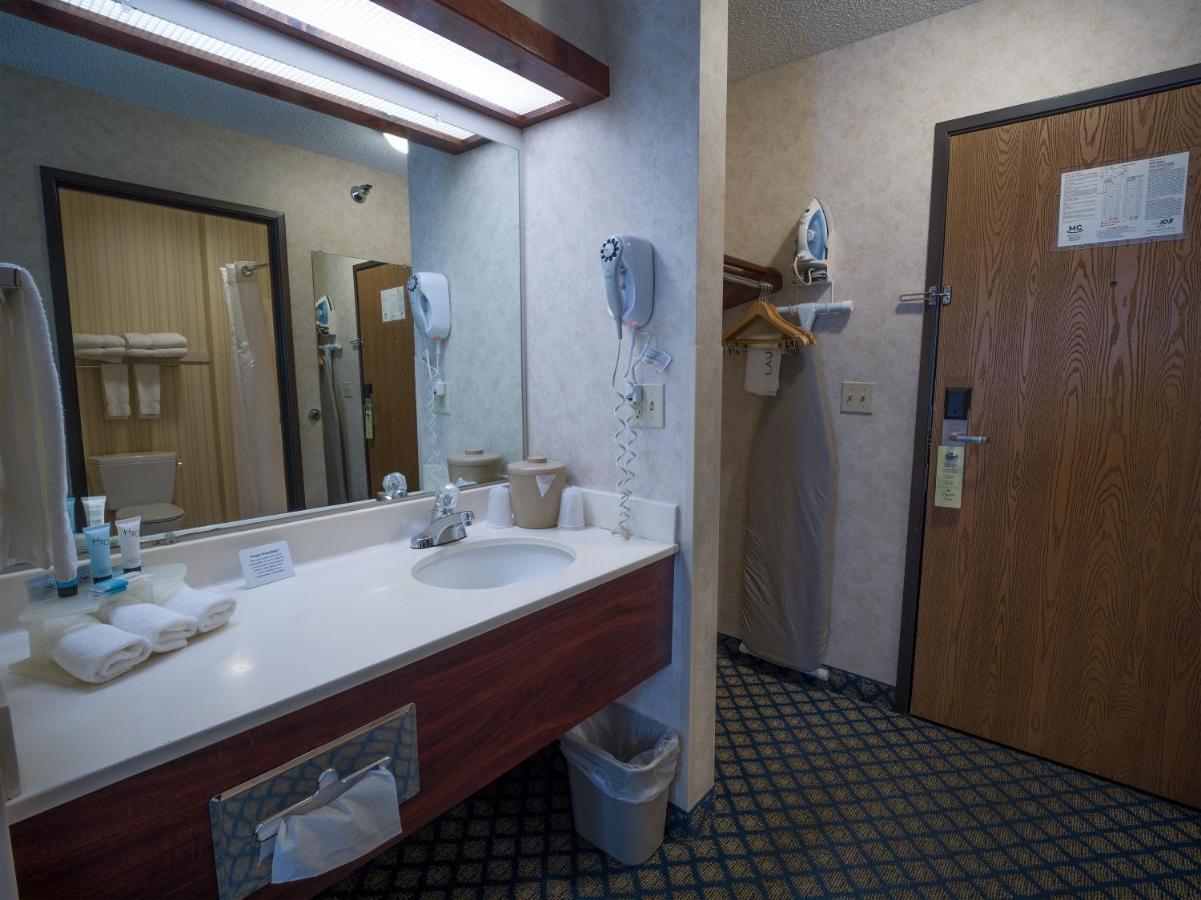 Miles City Hotel & Suites Exterior photo