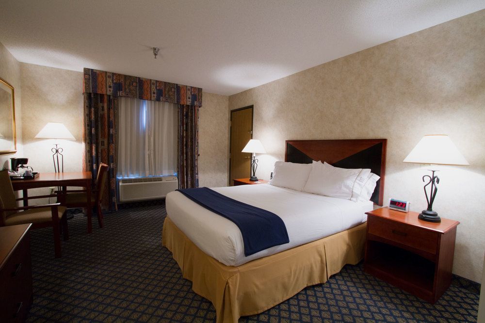 Miles City Hotel & Suites Exterior photo